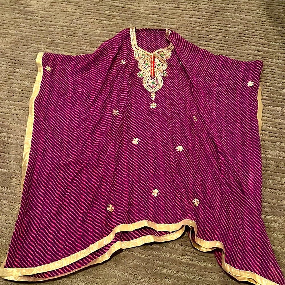 Indian style kaftan - easy to wear and festive